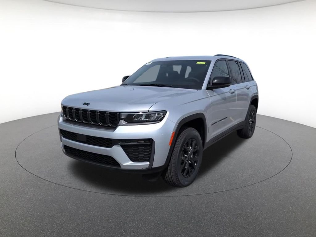 New 2026 Silver Jeep Altitude image 2