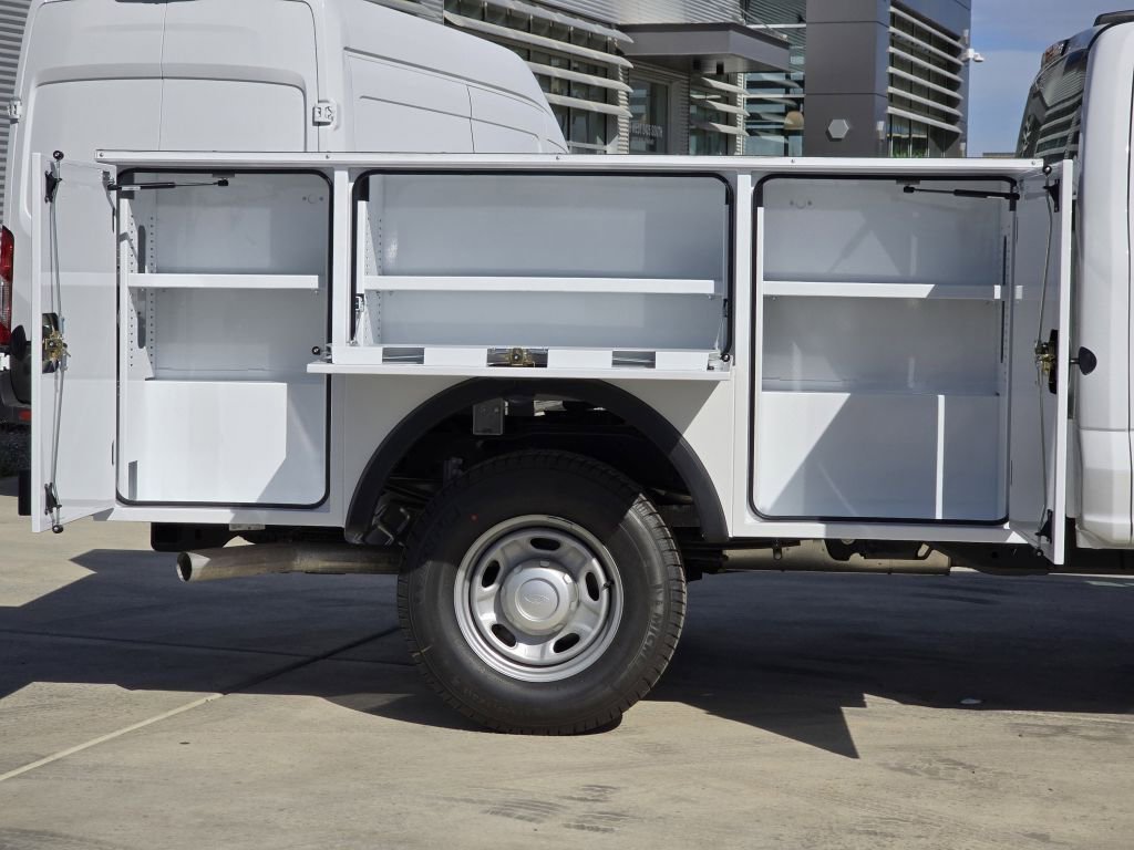 New 2026 Oxford White Ford XL image 29