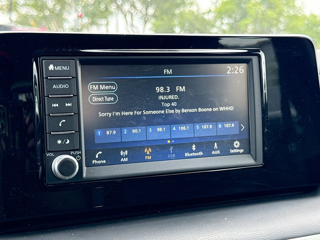 Used 2025 Gray Nissan S image 25