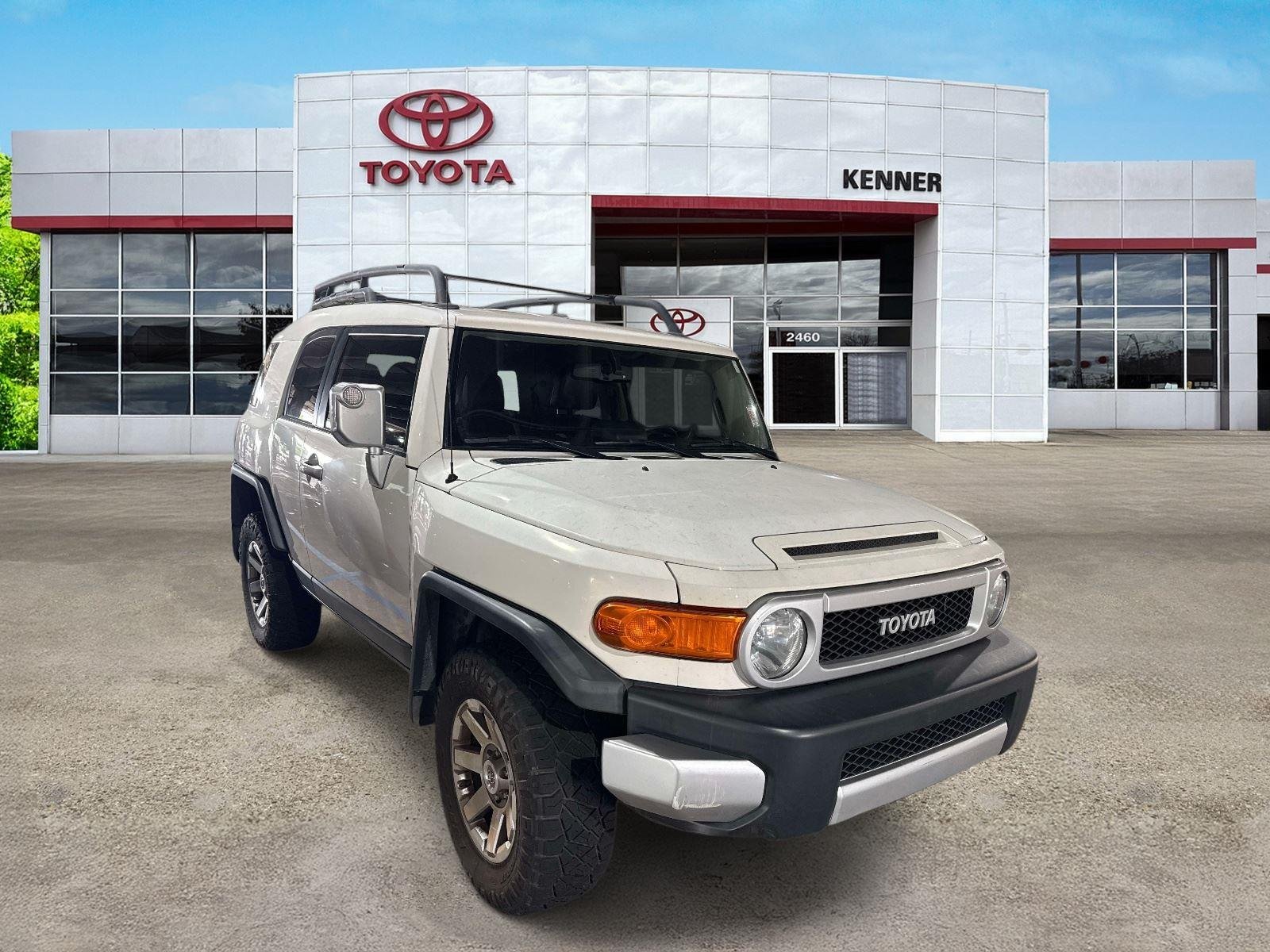 Used 2014 Iceberg Toyota Base image 8