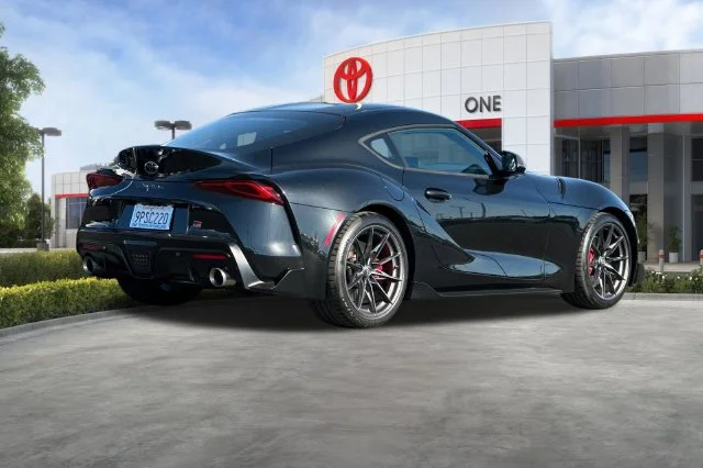 Certified Used 2023  Toyota 3.0 Premium image 5