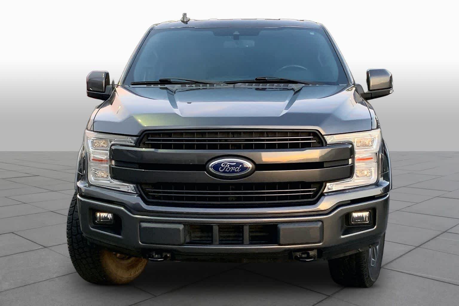 Used 2018 Magnetic Ford LARIAT image 4