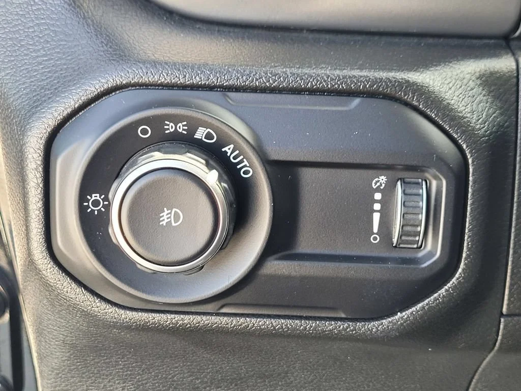 2023 Jeep Wrangler 4-Door Sport S - Photo 27