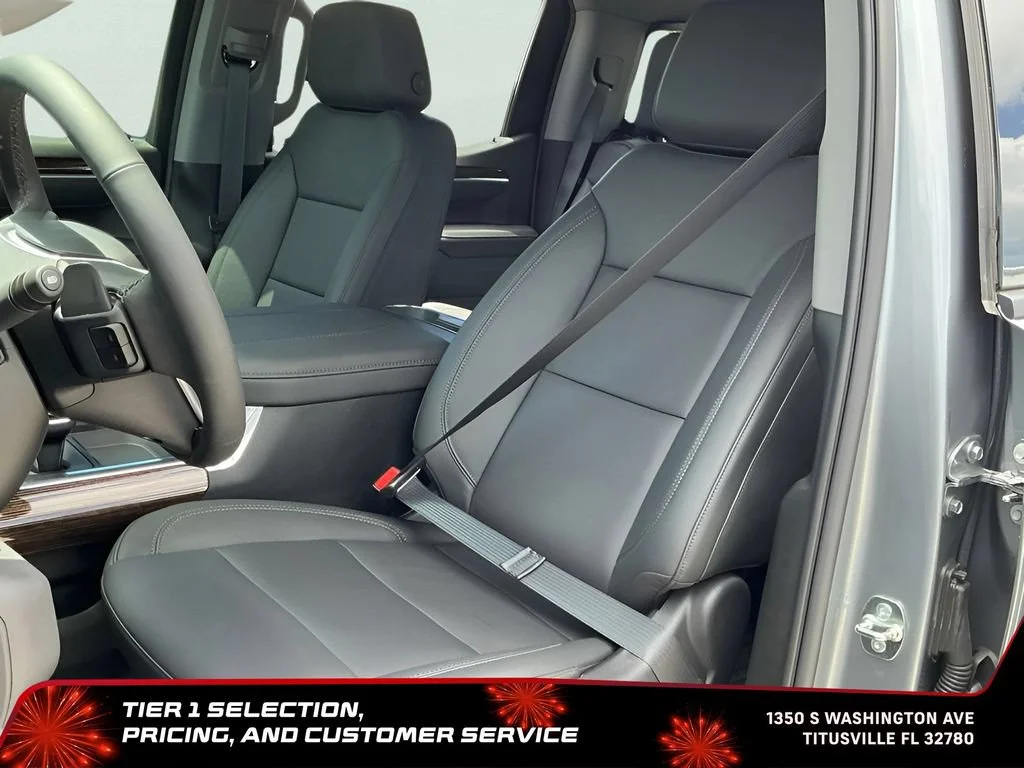 New 2026 Sterling Metallic GMC Elevation image 22