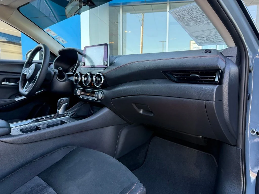 Used 2025 Gray Nissan SR image 16