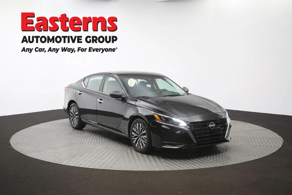 Used 2024 Black Nissan 2.5 SV image 49
