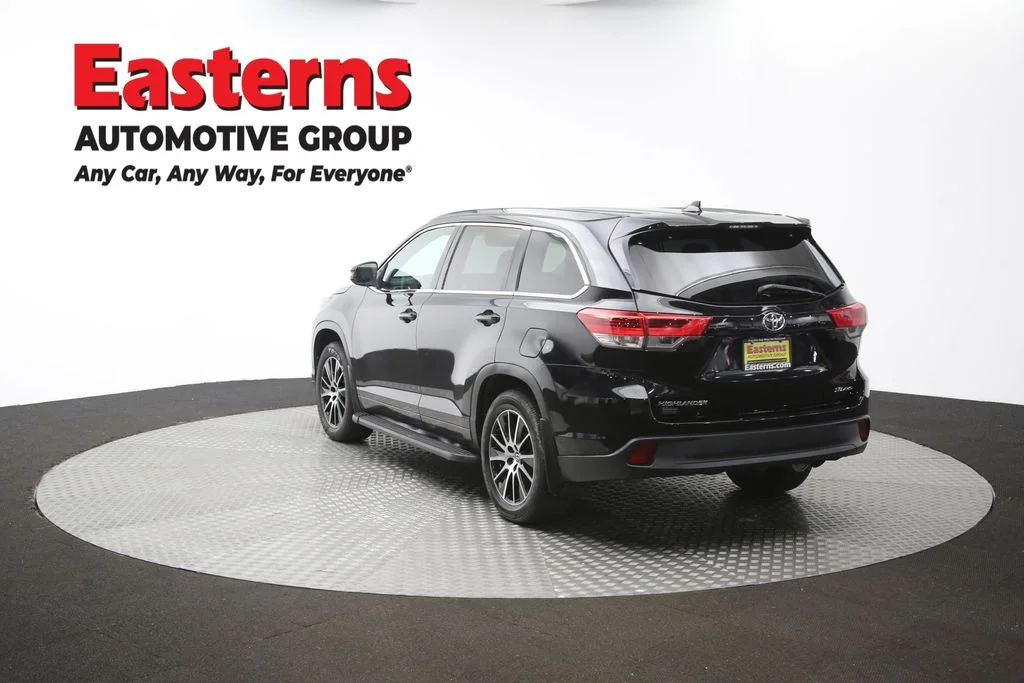 Used 2018 Black Toyota SE image 66
