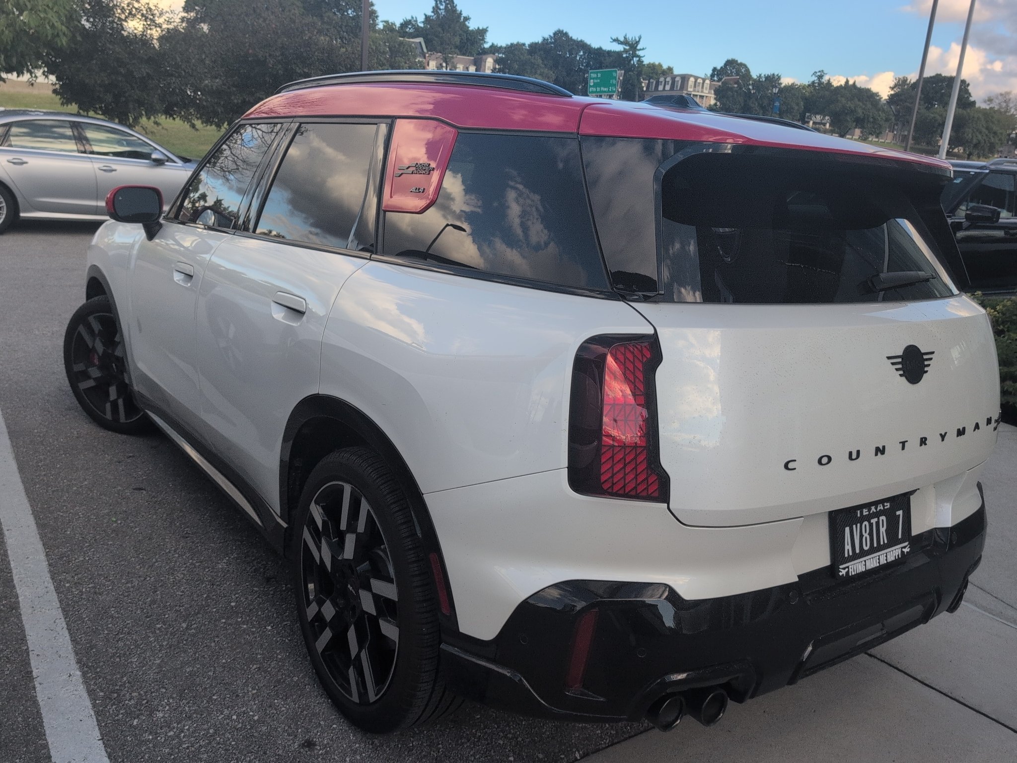 Used 2025 Nanuq White Metallic MINI John Cooper Works image 9