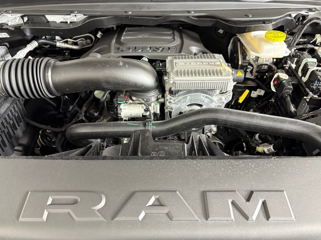 New 2026 Bright White Clearcoat RAM Big Horn/Lone Star image 43