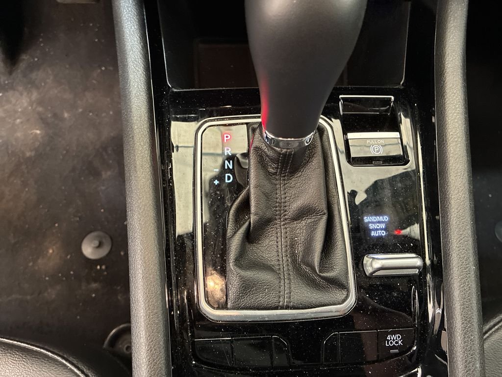 Used 2025 White Jeep Limited image 21
