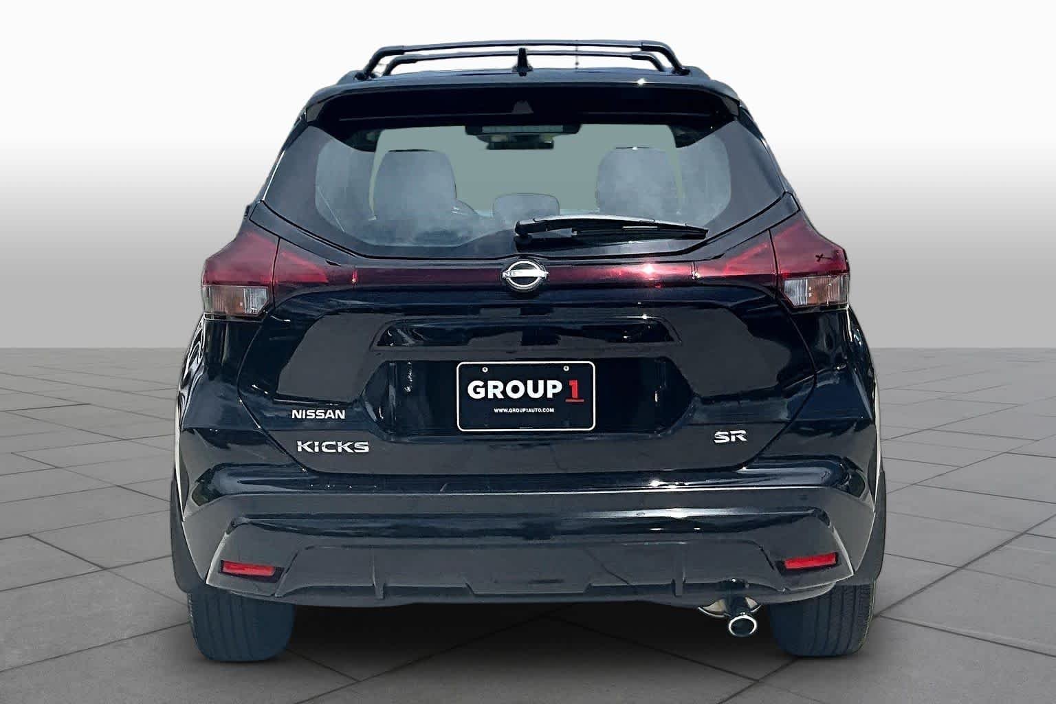 Used 2024 Super Black Nissan SR image 5