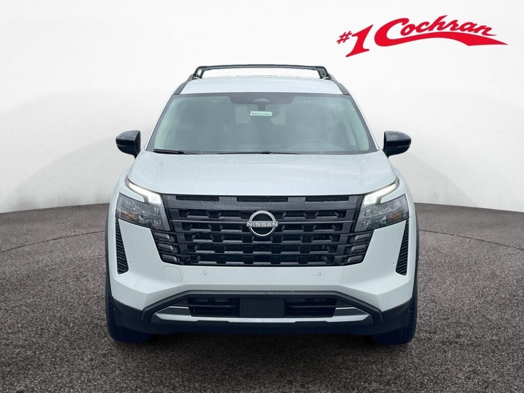 New 2026 Everest White Pearl Tricoat Nissan SL image 2