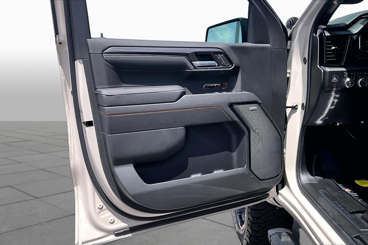 2026 GMC Sierra 1500 AT4 - Photo 16