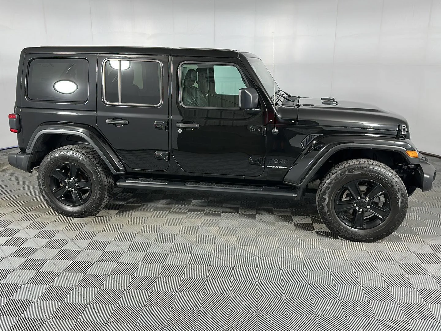 Used 2023 Black Clearcoat Jeep Sahara Altitude image 4