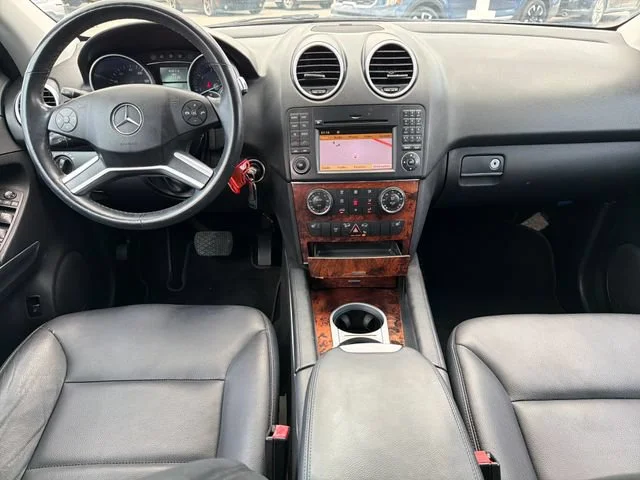 Used 2011  Mercedes-Benz ML 350 image 17