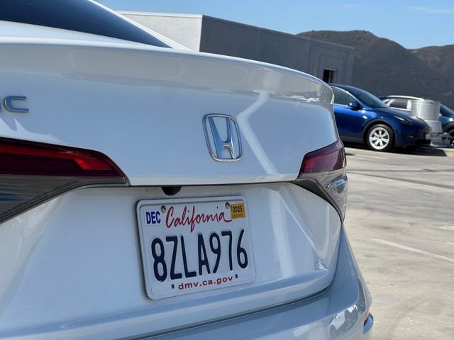 Used 2022 Platinum White Pearl Honda LX image 23