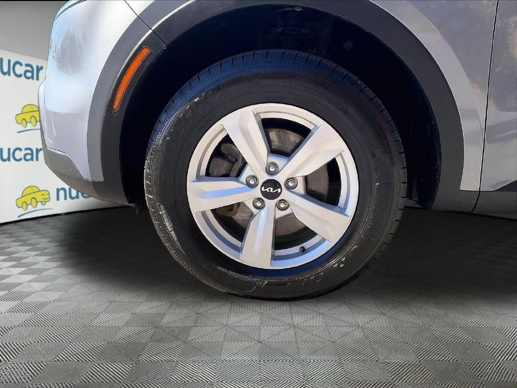Used 2023 Silver Kia LX image 22