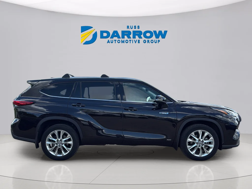 Used 2020 Amber Toyota Limited image 6