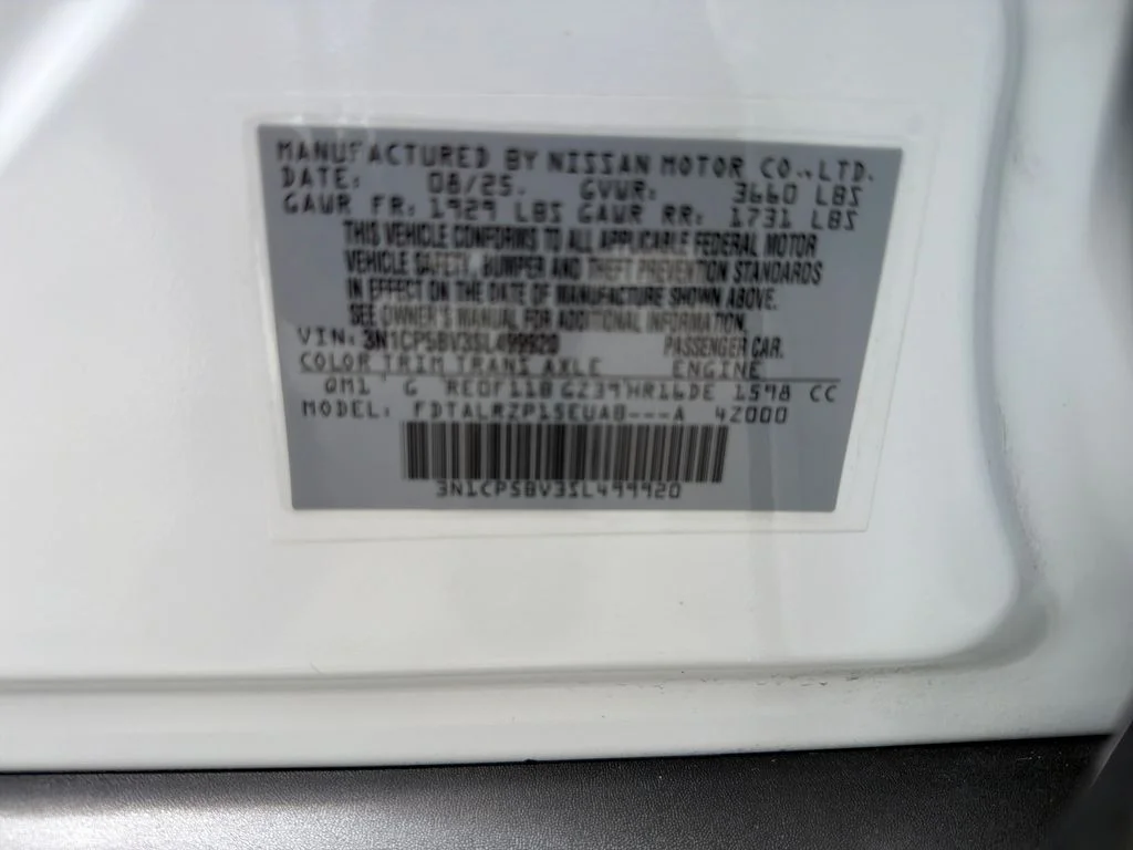 Certified Used 2025 White Nissan S image 33