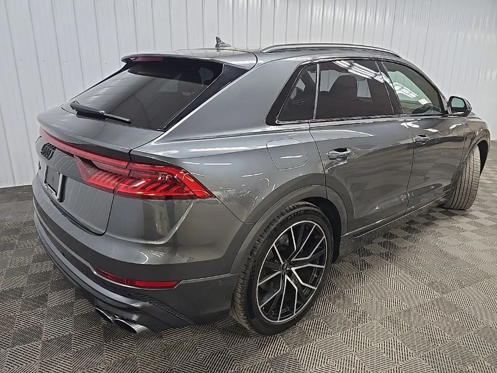 Used 2022 Gray Audi 4.0T Prestige image 10