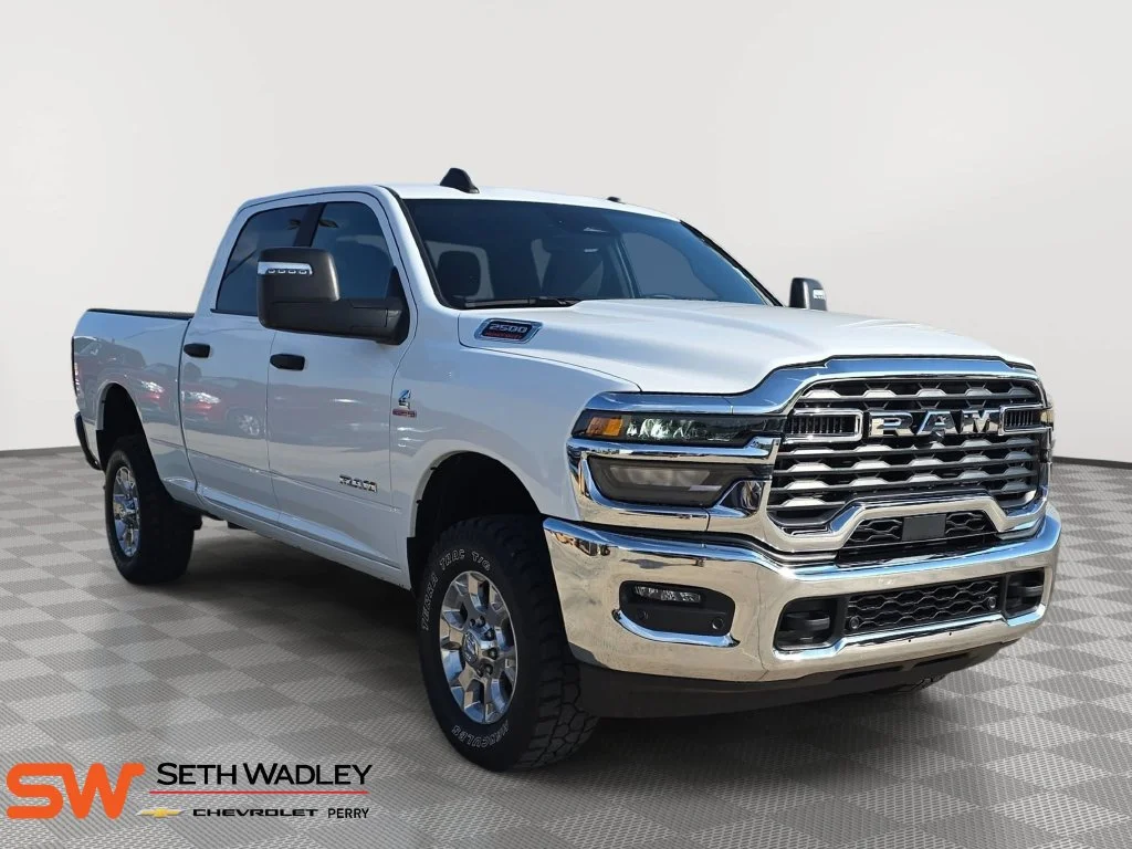 Used 2025  Ram Big Horn image 1