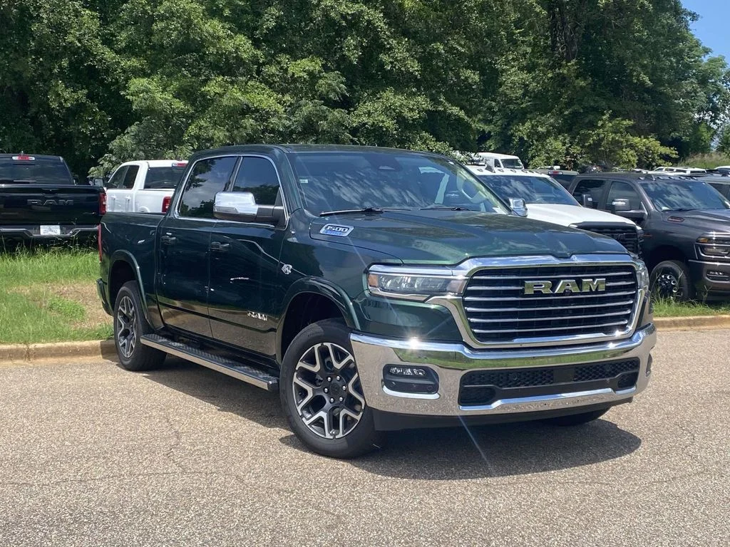 New 2026 Serrano-Green Metallic Exterior Paint RAM Laramie image 31