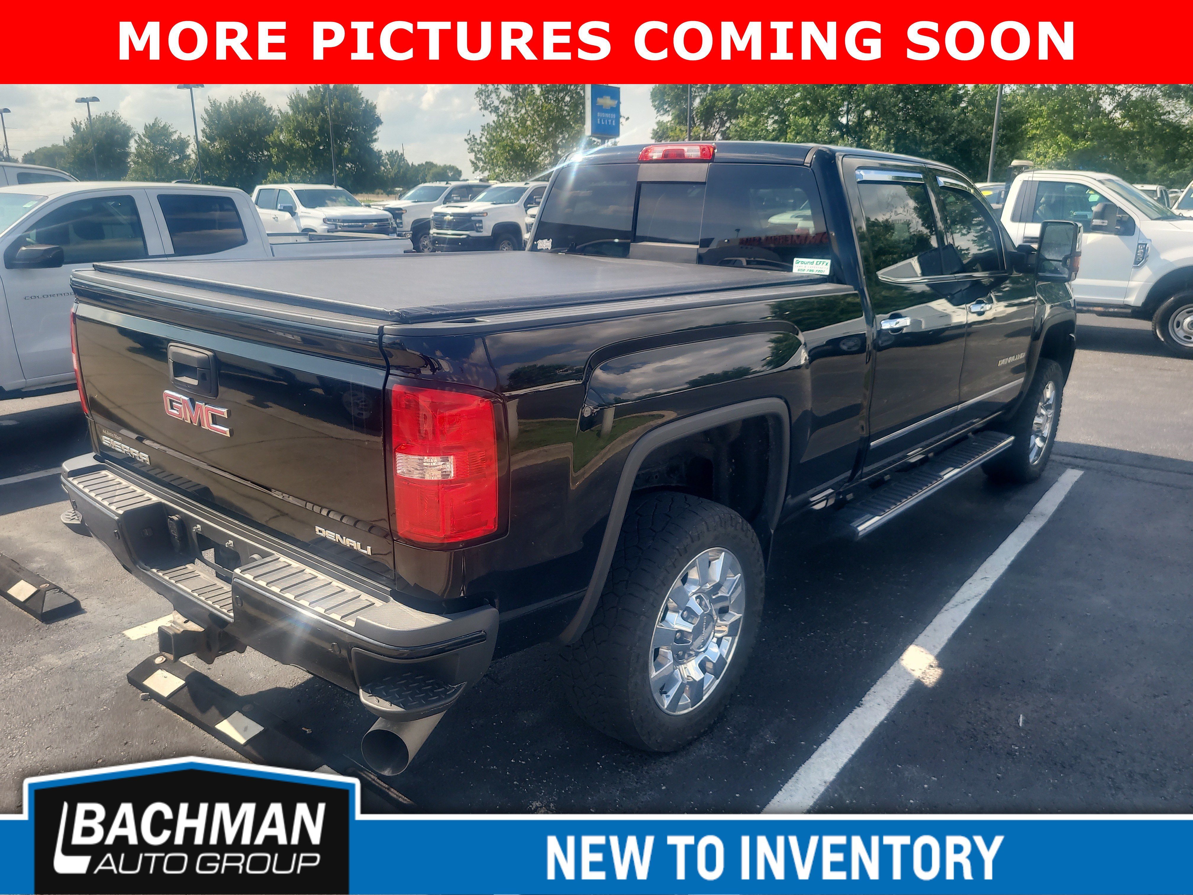 Used 2018 Onyx Black GMC Denali image 3