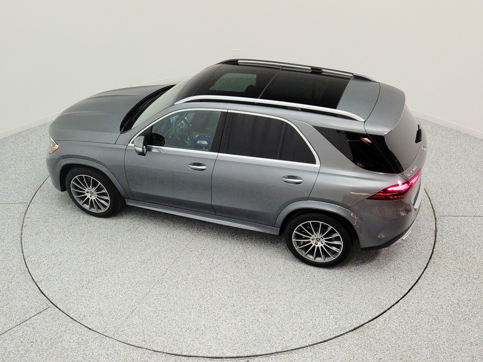 Used 2025 Selenite Grey Metallic Mercedes-Benz GLE 350 SUV image 30