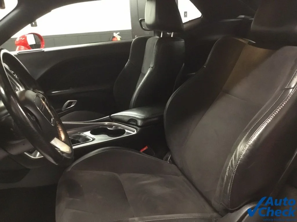Used 2017 Red Dodge R/T image 25