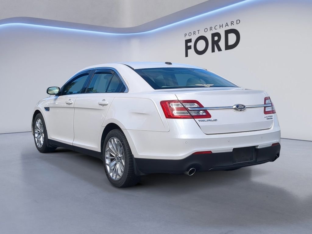 Used 2019 White Ford Limited image 5