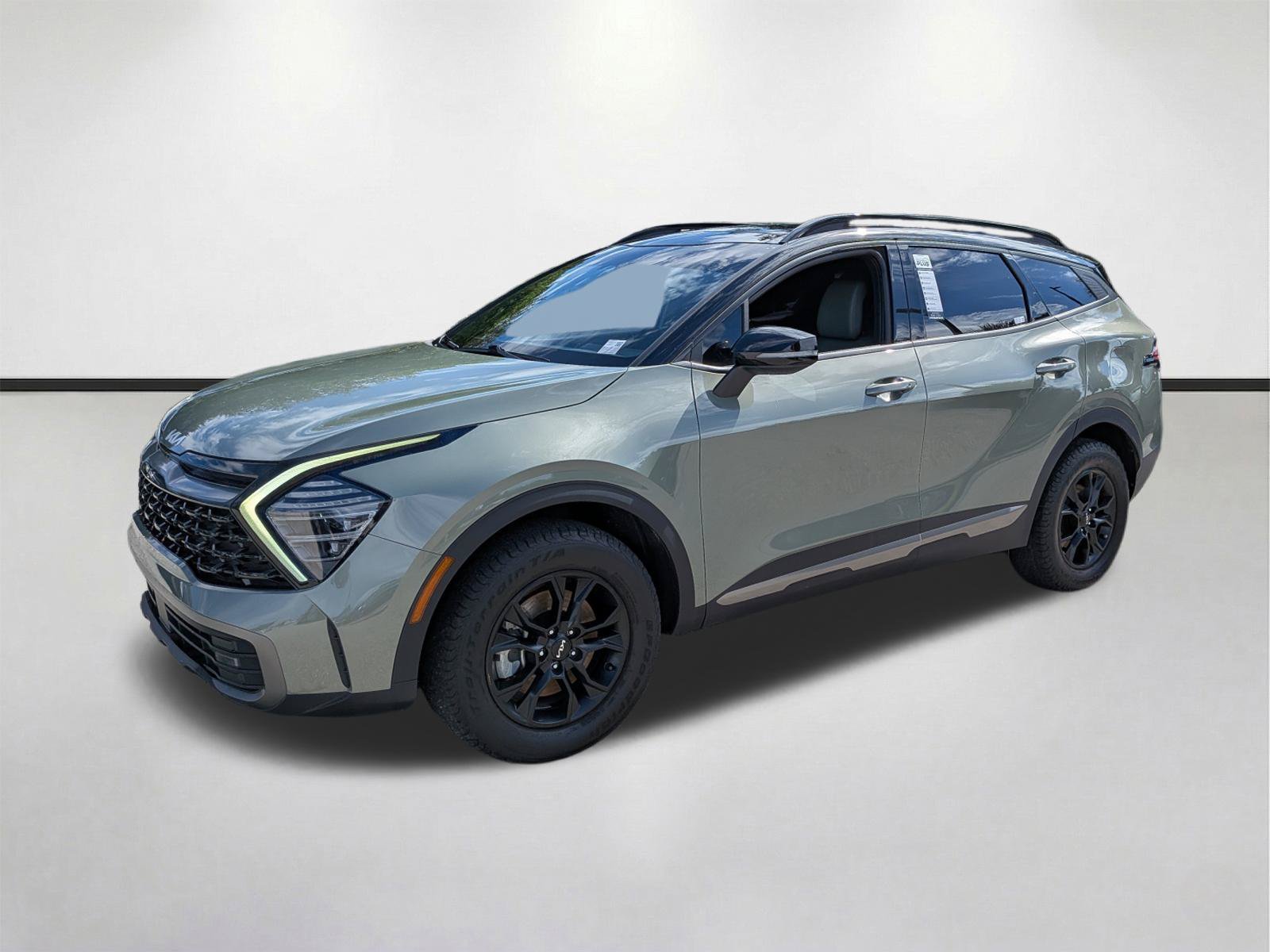 Used 2024 Jungle Green/Ebony Black Roof Kia X-Pro image 8