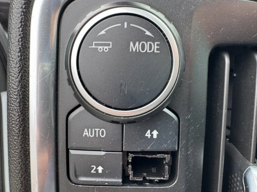 2022 Chevrolet Silverado 3500HD LT - Photo 45