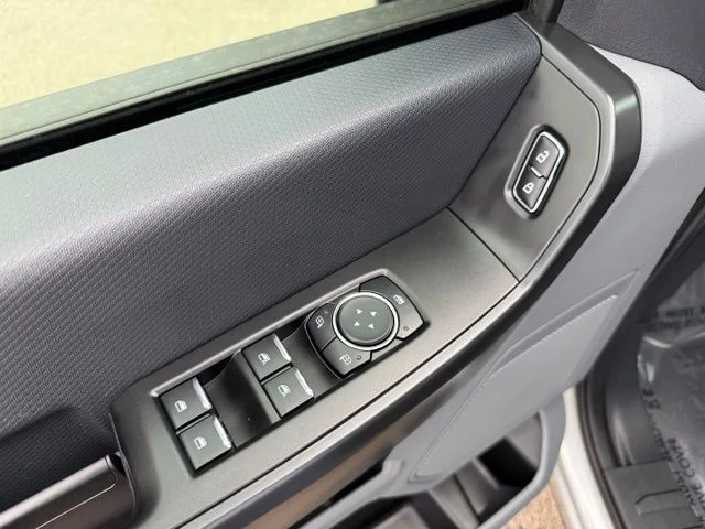 Used 2025 Silver Ford XL image 10