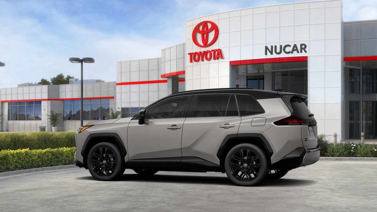 2026 Toyota RAV4 — photo 13