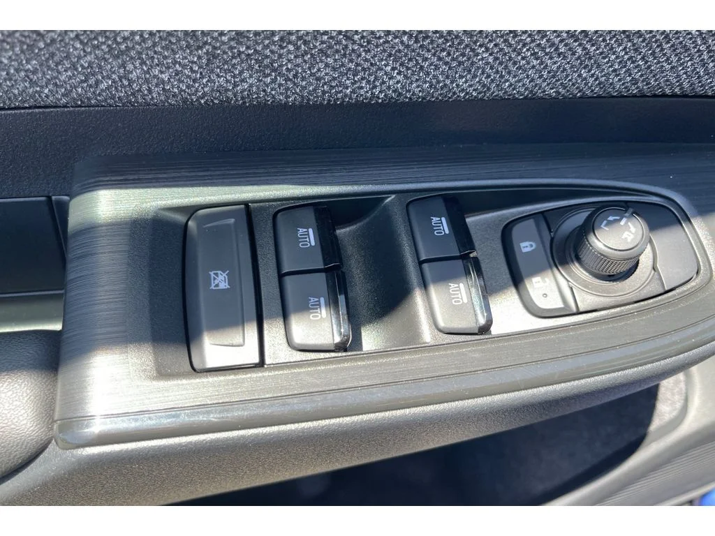 Used 2026 Sapphire Blue Pearl Subaru Premium image 12