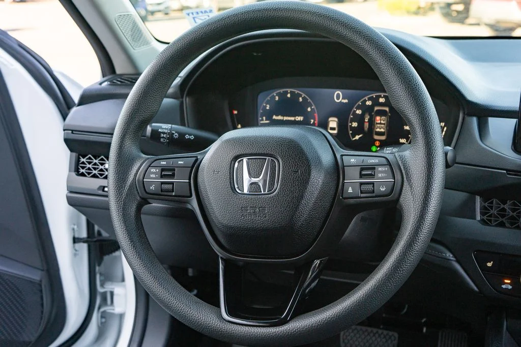 Certified Used 2025 Platinum White Pearl Honda 1.5T SE image 22