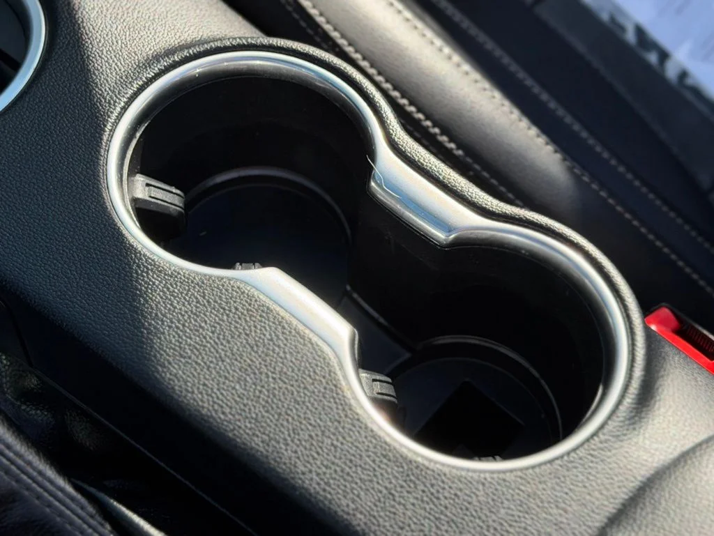 Used 2019 Red Ford GT Premium image 18
