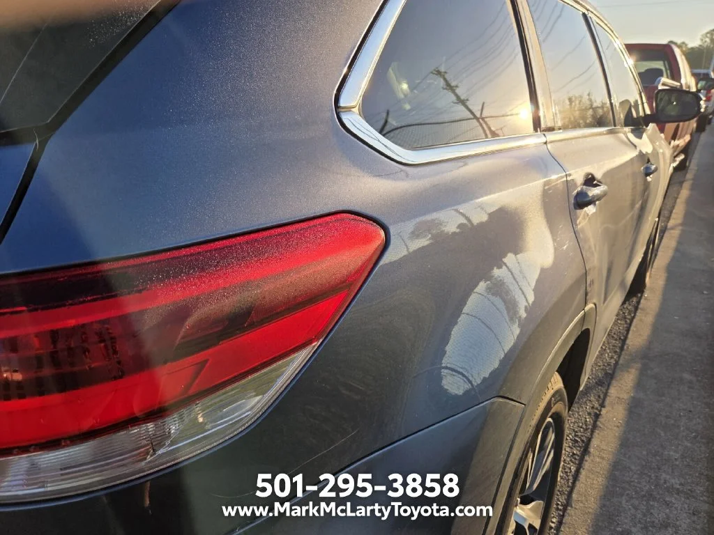 Used 2019 Blue Toyota LE Plus image 10