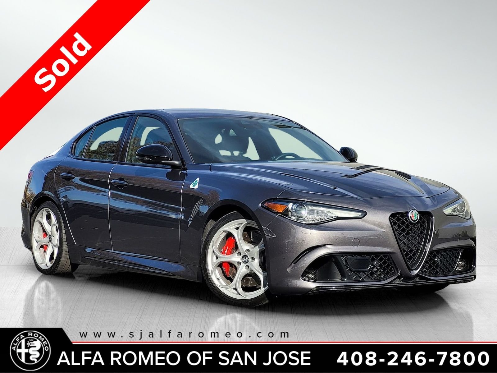 2022 Alfa Romeo Giulia Quadrifoglio