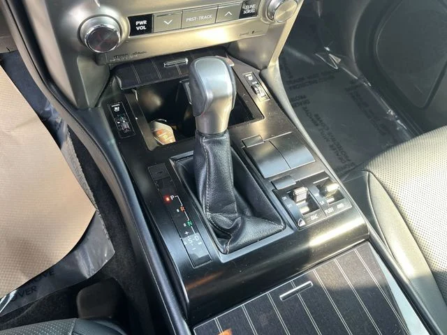 Used 2020 Silver Lexus 460 image 23