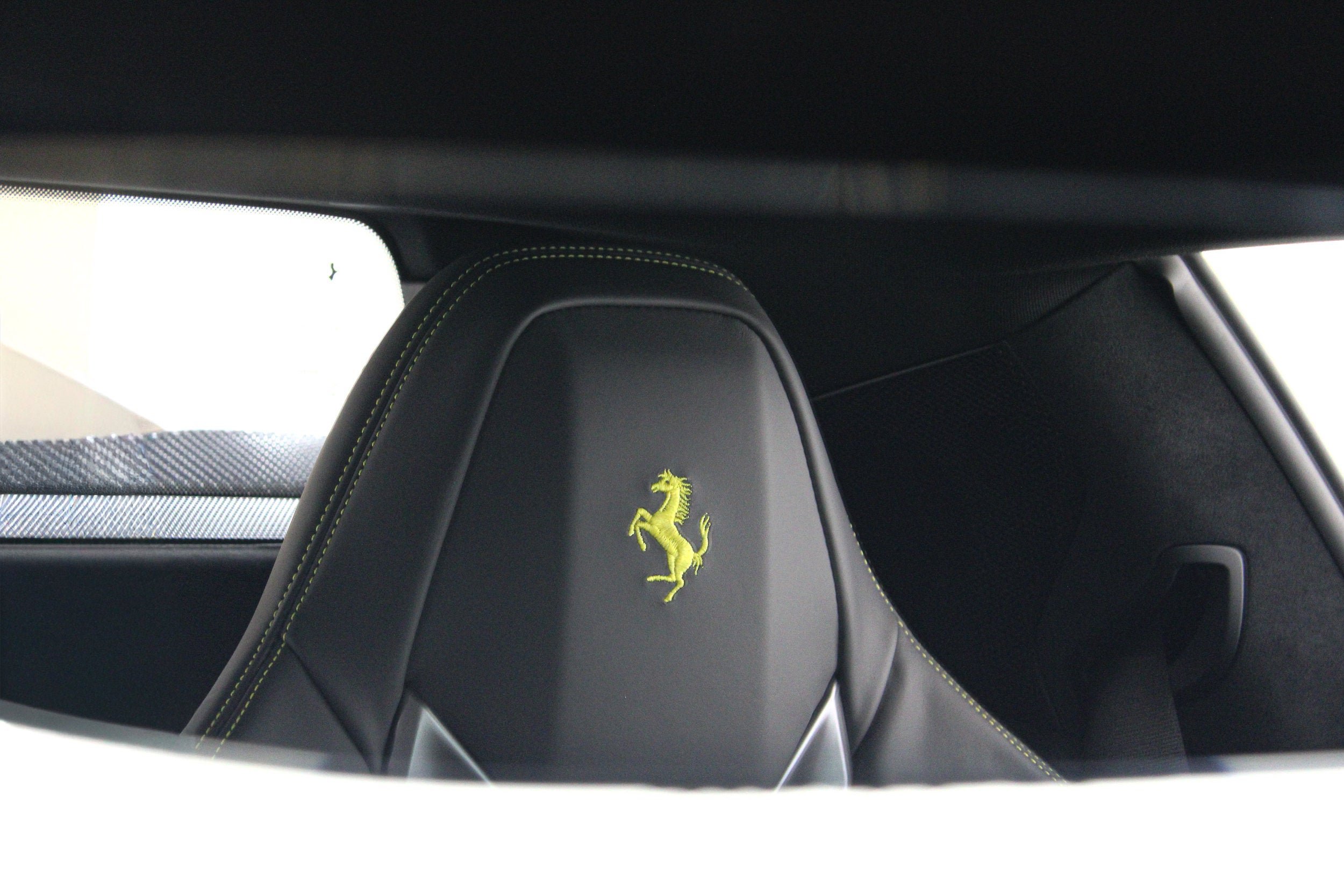 Used 2025 Bianco Cervino Ferrari  image 30