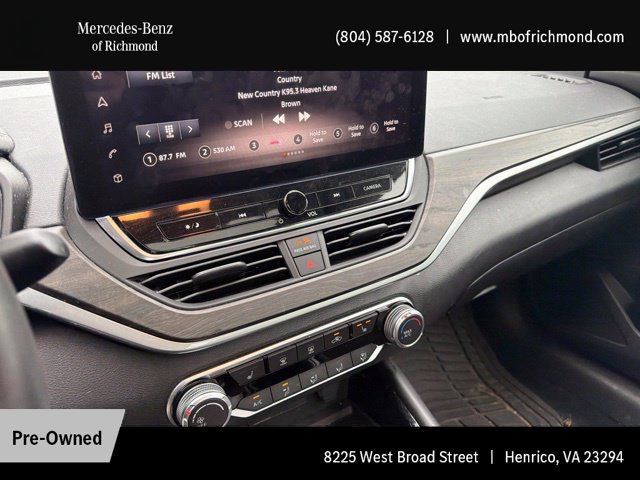 Used 2023 Silver Nissan 2.5 SV image 8