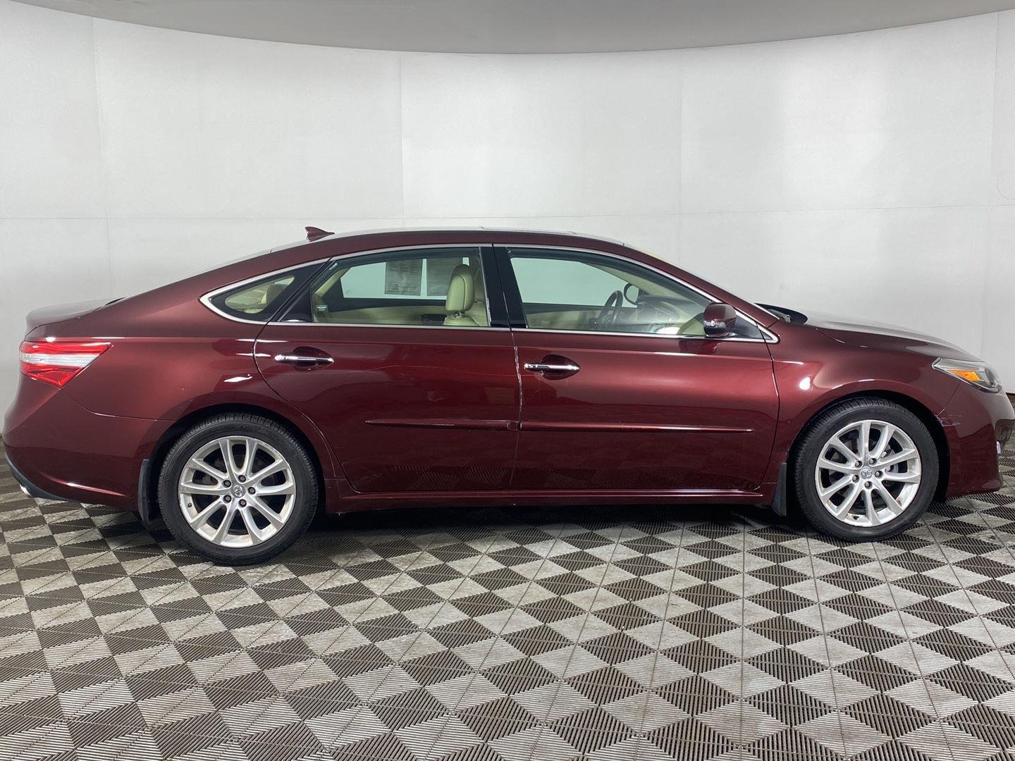 Used 2015 Mica Toyota Limited image 26