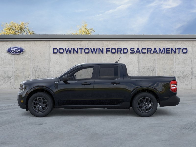 New 2026 Shadow Black Ford XLT image 4