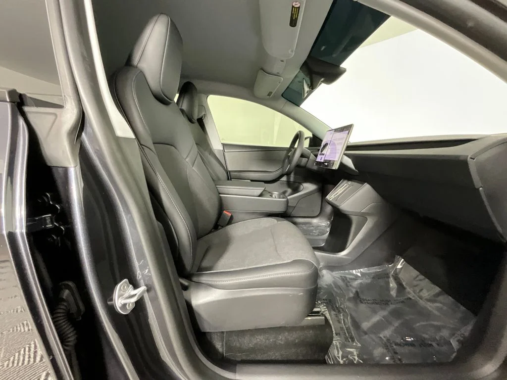 Used 2026 Green Tesla Long Range image 19