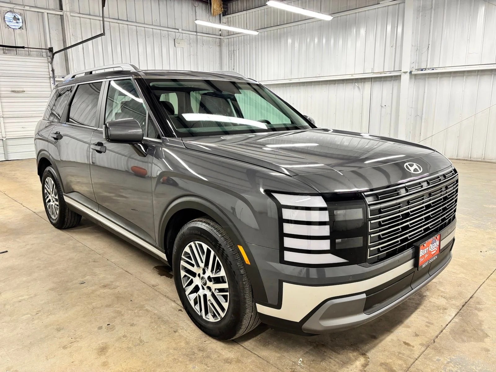 Used 2026 Gray Hyundai SEL Convenience image 1