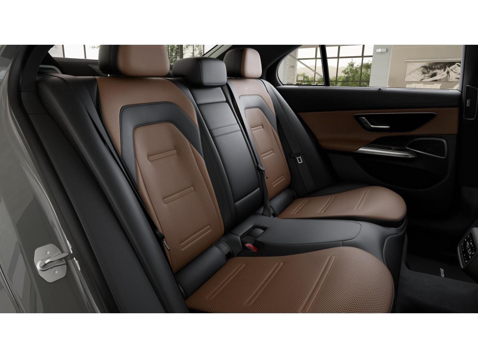 New 2027 MANUFAKTUR Alpine Grey Mercedes-Benz AMG® E 53 E 4MATIC+ Sedan image 5