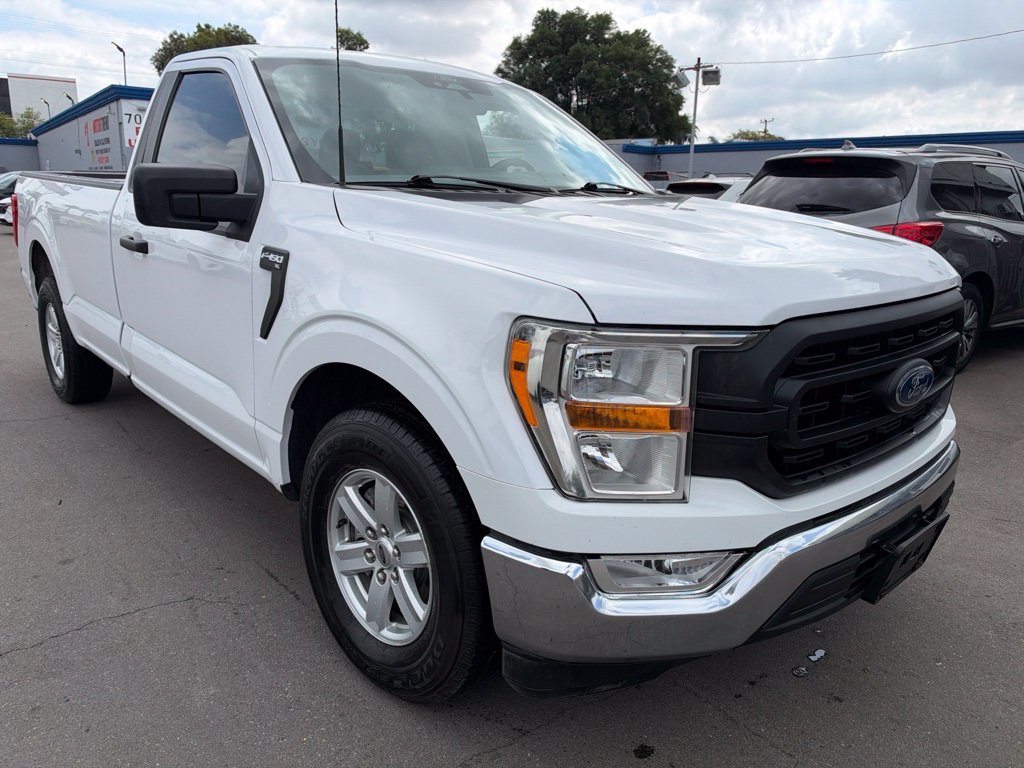 Used 2021 White Ford XL image 1
