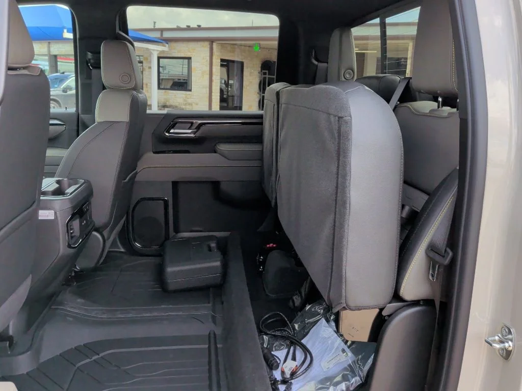 2026 Chevrolet Silverado 2500 HD ZR2 - Photo 40