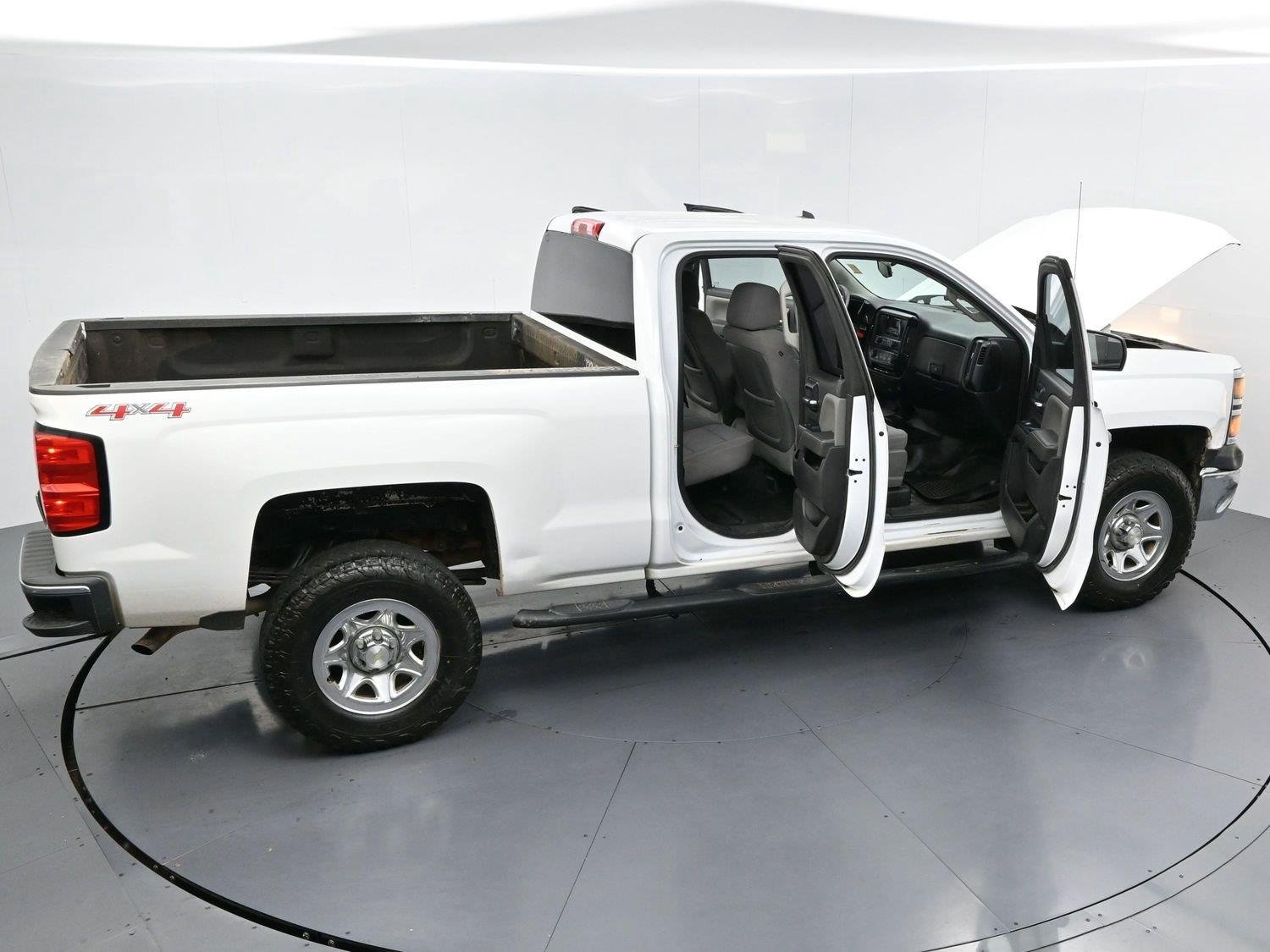 Used 2014 Summit White Chevrolet Work Truck image 34
